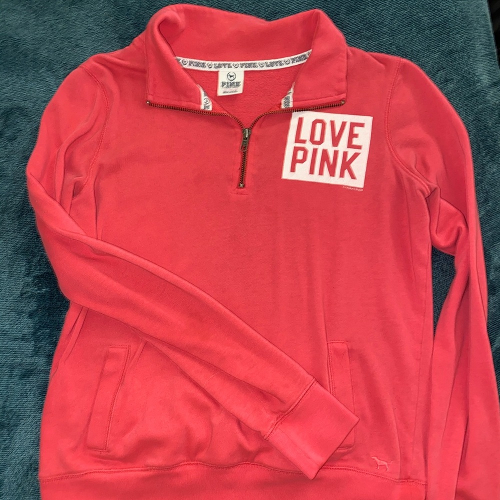 VS Quarter Zip Pullover
